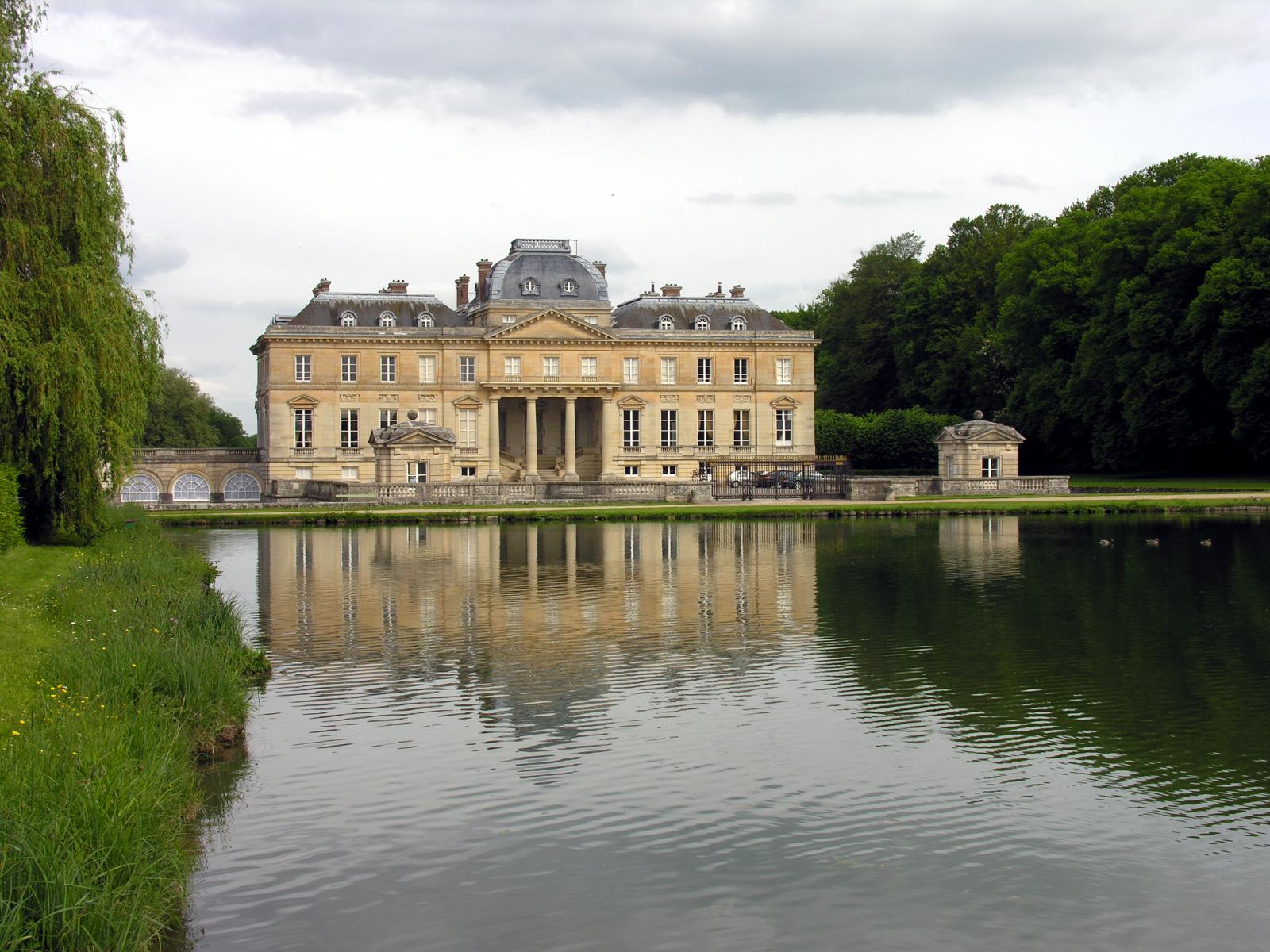 Chateau de Marais
